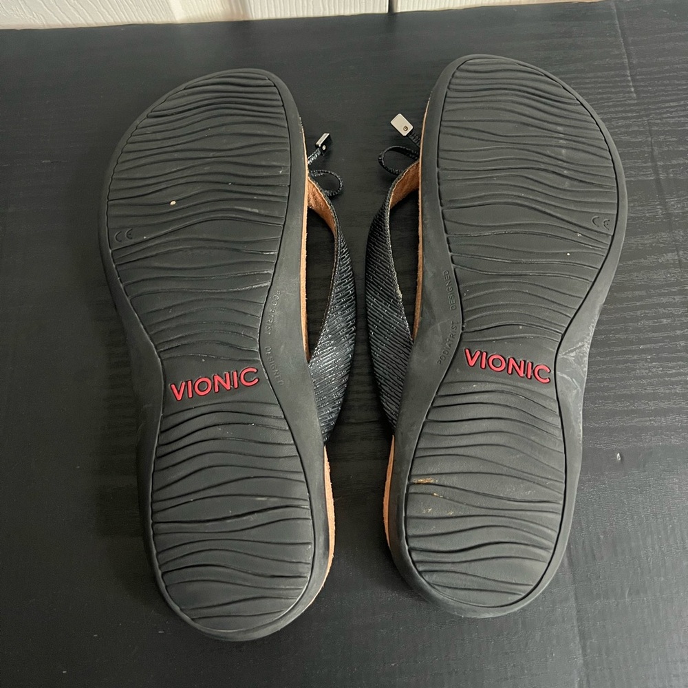 Vionic Bella II Sandal Thong Toe Post Black - Picture 6 of 9